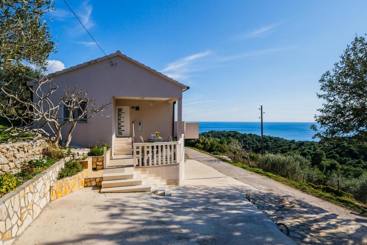 Villa Luana 비스 외부 사진