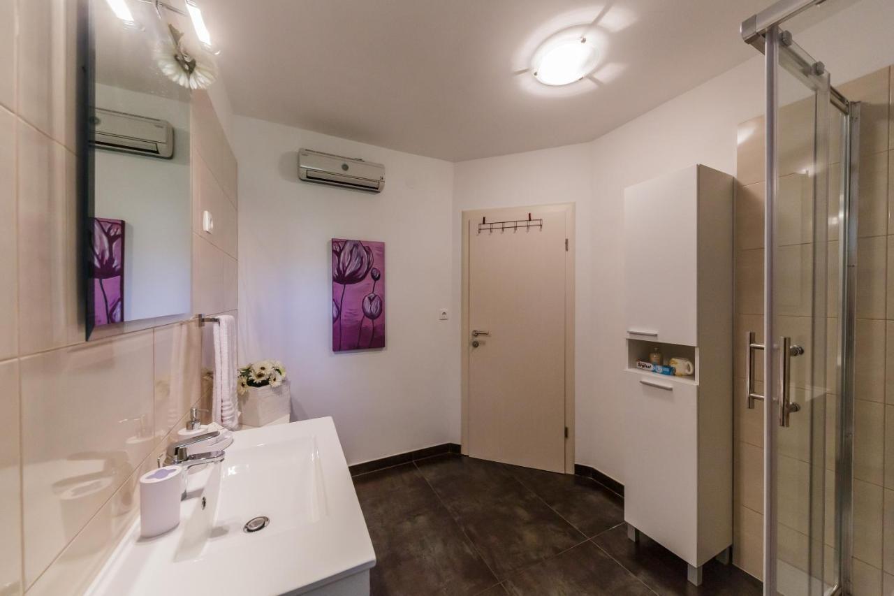 Villa Luana 비스 외부 사진
